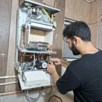 تعمیرات وسرویس انواع پکیج و آبگرمکن تعمیرکار