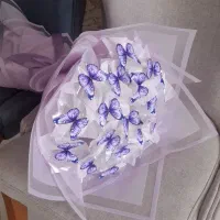 روز دختر دسته گل پروانه ای