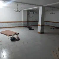 سالن ۲۰۰ متری
