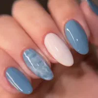 کلیه خدمات کاشت ناخن و میکاپ و شنیون با قیمت ویژه