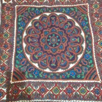 رومیزی پته پر کار ۹۰در۹۰ آستر کشی شده