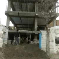 بتن ریزی دستی و ساخت تخصصی استخر