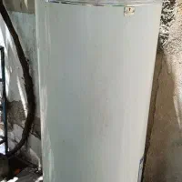 آبگرمکن ایستاده
