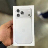 ۱۷پرومکس