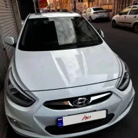 خودرو اکسنت بلو ۲۰۱۵