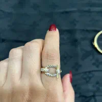 انگشتر و زنجیر زنانه