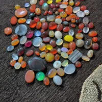 تعداد۱۵۰عدد نگین کهنه فرصتی تکرار نشدنی ...