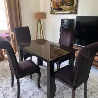 میز و صندلی ناهارخوری