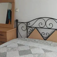 تخت خواب دو نفره فرفورژه به همراه دراور و پاتختی