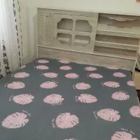 تخت وتشک