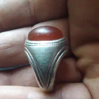 انگشتر عقبق با مهره سلبمانی