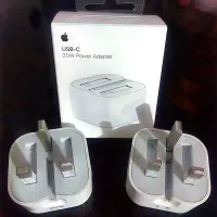 دو عدد شارژر آیفون اصل