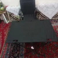 صندلی ۱۱فنره پلاس با میز آکبند و نو