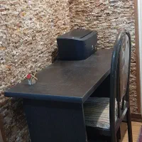 میز تحریر و صندلی