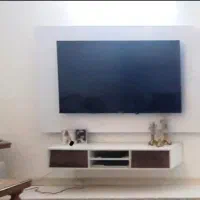 باکس تی وی و صفحه پشت تی وی