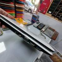 لب تاپ ایسوس سفید