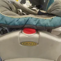 کریر و صندلی ماشین Graco