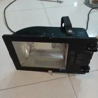 پروژکتور در حد