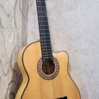 گیتار والنسیا