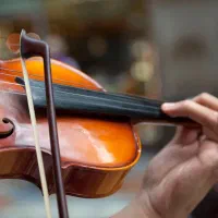 آموزش ویولن خصوصی منزل هنرجو و آنلاین