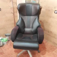 میز و صندلی اداری در حد نو قیمت توافقی