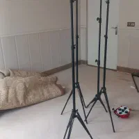 سافت باکس ۵ لامپ سالم و پایه موبایل
