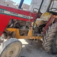 تراکتور فرگوسن ۲۸۵ بیل دار و تریلی و خیش و نهرکن