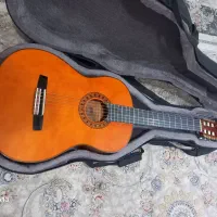 گیتار والنسیا اورجینال کاملا نو