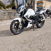 اپاچی180|موتورسیکلت|شاهین دژ, |دیوار