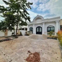 عمارت سفید در برندترین لوکیشن مدارک کامل