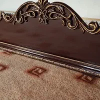 دو عدد کتیبه پنج و نیم متری