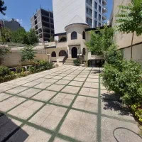 ویلایی ۳۰۰متر دربست/مناسب مشاغل و اداری ـ جلال