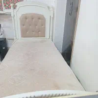 تخت خواب یک نفره