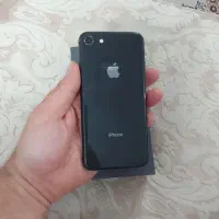 آیفون ۸ حافظه ۶۴ گیگ