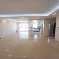 ۱۵۳ متر نوساز کلید‌نخورده/۳ خواب با ۲ پارکینگ سندی