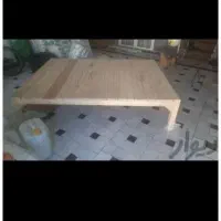 تخت چوبی