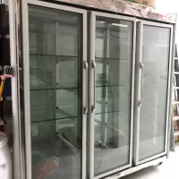 یخچال ایستاده ویترینی ۳ دره