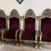 مبلمان همراه با سرویس خواب و ویترین و پاتختی