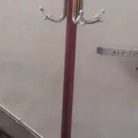 چوب لباسی ایستاده