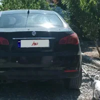 اتومبیل ام جی ۵۵۰مدل ۲۰۱۱