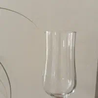 لیوان پایه دار