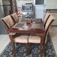 میز غذاخوری