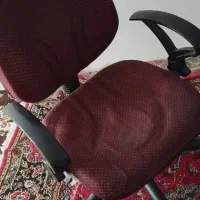صندلی|میز تحریر و کامپیوتر|سنگر, |دیوار