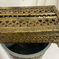 ست سطل آشغال و جای دستمال کنار سالنی