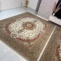 دو عدد فرش ۱۲ متری