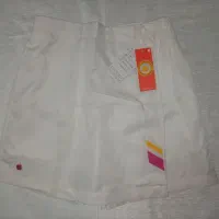 شلوارک سفید ورزشی مناسب باشگاه