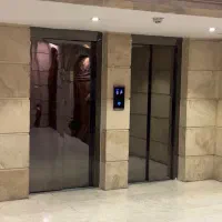درب اتوماتیک آسانسور عرشیا