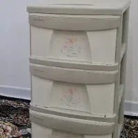 کشو پلاستیکی