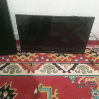 دو عدد تلوزیون
