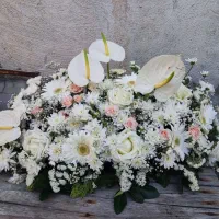۱ دسته گل طبیعی تازه مناسب انواع مراسمات